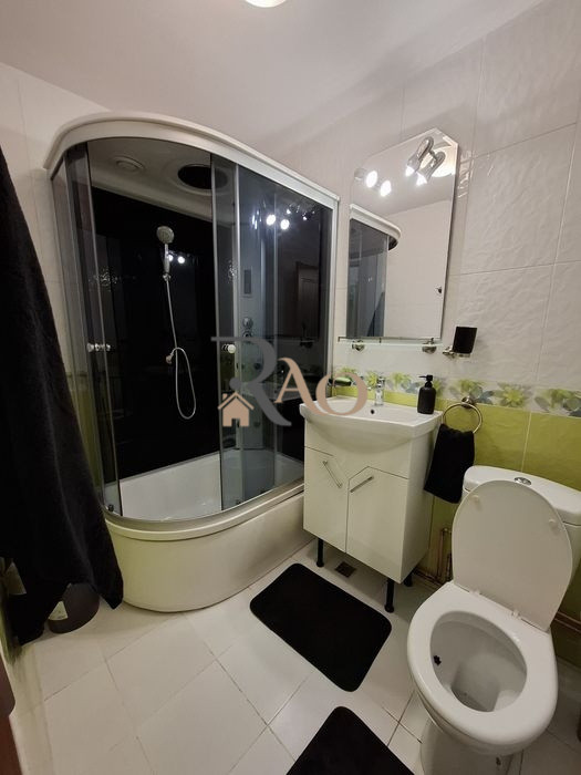 Garsoniera cocheta la prima inchiriere, zona UMF-Centru!