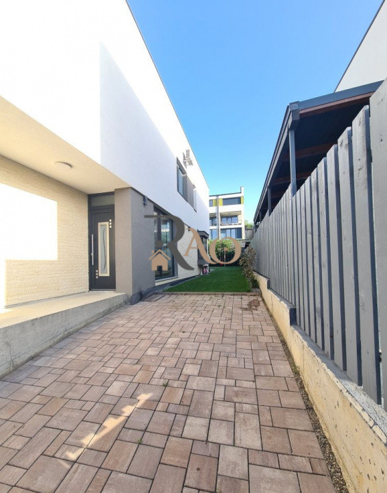 Duplex la cheie, 4 camere, cartier Voronet!