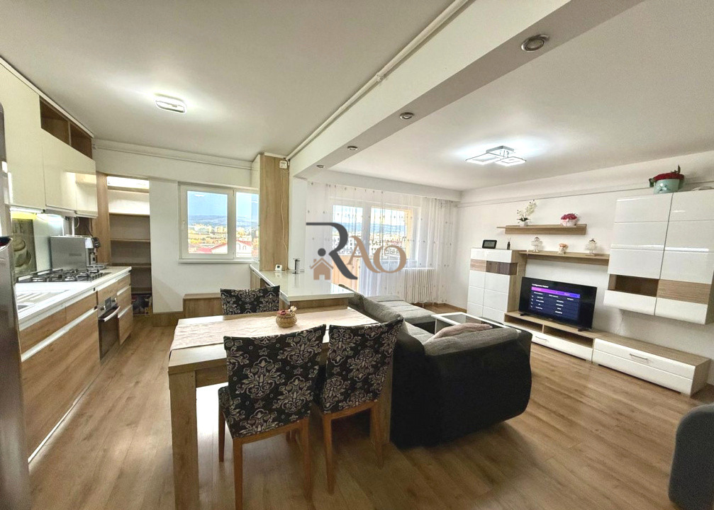 Apartament cu 4 camere, 80mp, parcare, zona strazii Aurel Vlaicu!