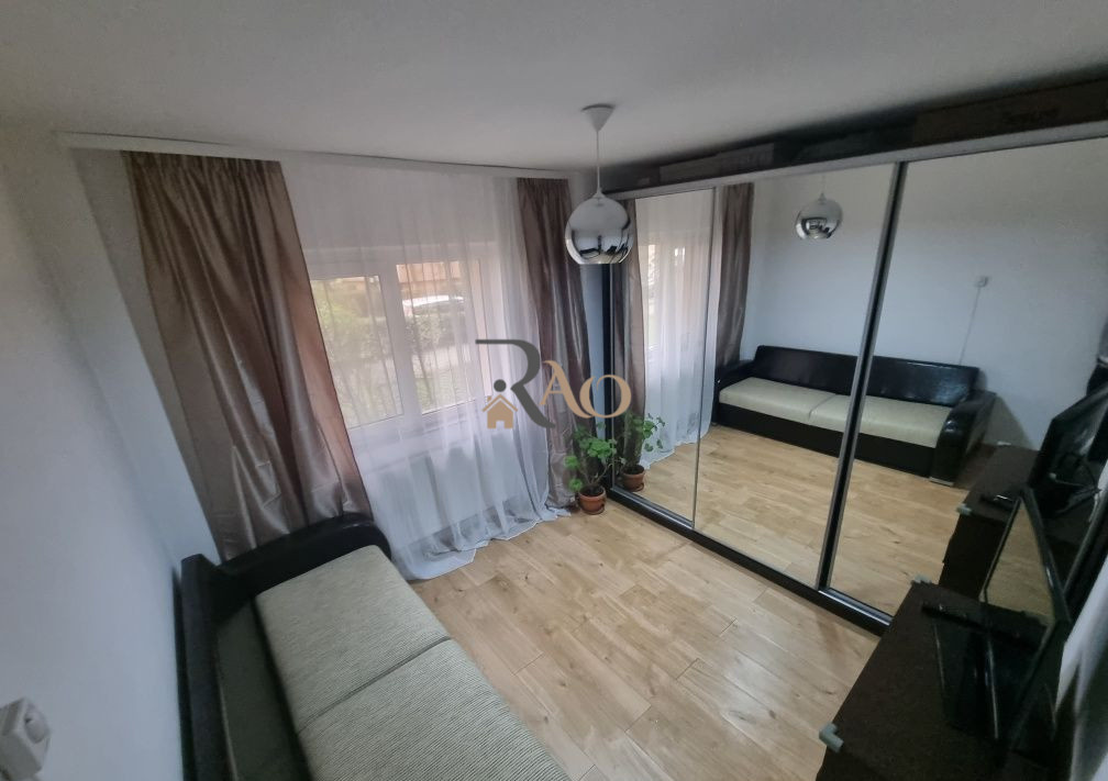 Apartament cu 3 camere, 68mp, decomandat, zona strazii Aurel Vlaicu!