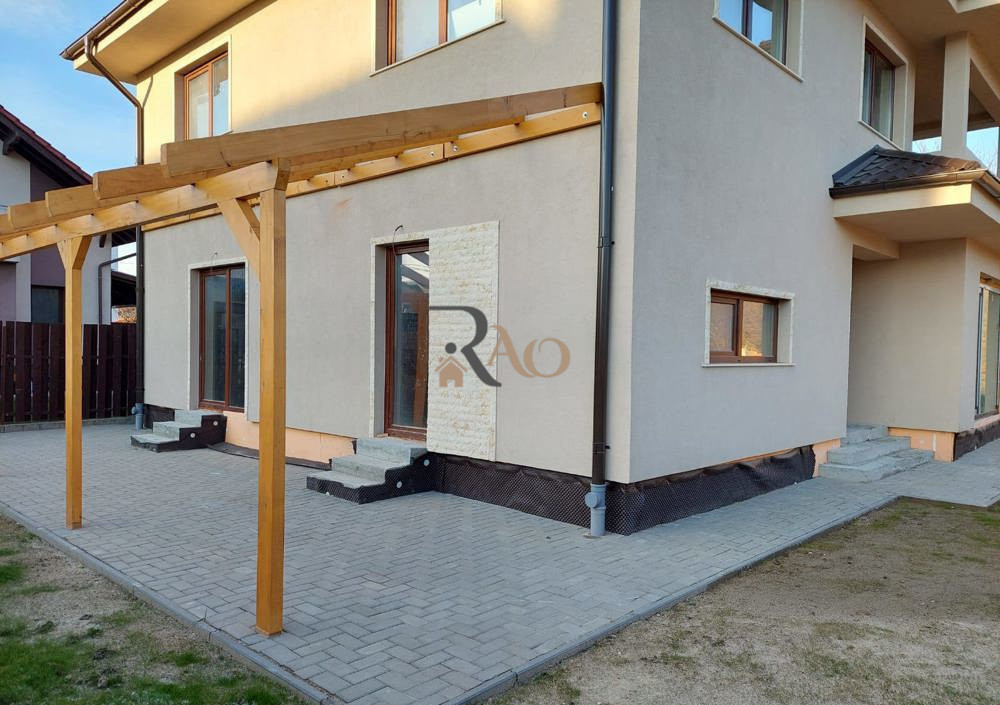 Casa individuala PREMIUM, 6 camere, semifinisata, zona Spital Medicover-Suceag!