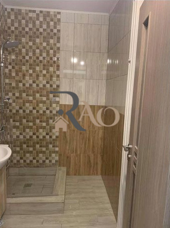Apartament cu 2 camere, 50mp, zona strazii Bizusa!