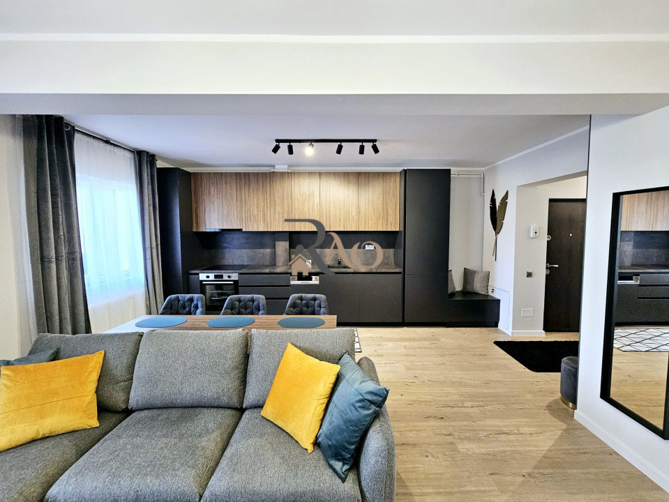 Apartament NOU, LUX, 3 camere, 2 terase, zona Terra!
