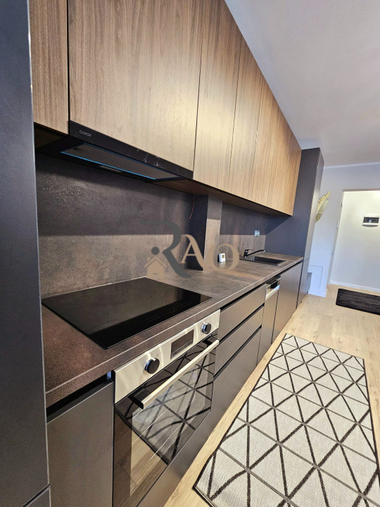 Apartament NOU, LUX, 3 camere, 2 terase, zona Terra!