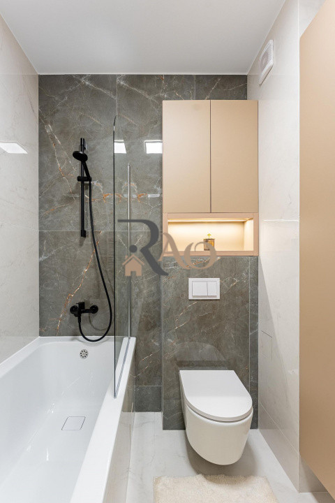 Apartament NOU, LUX, 3 camere, 54 mp, terasa, zona Terra!