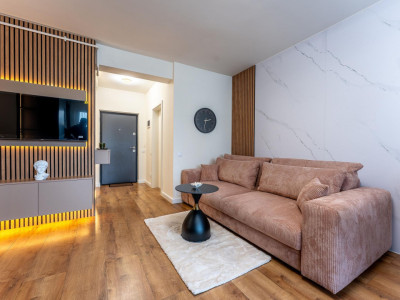 Apartament NOU, LUX, 3 camere, 54 mp, terasa, zona Terra!