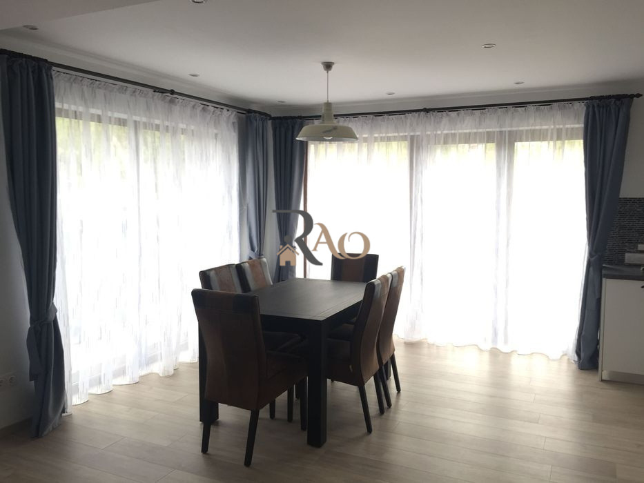 Duplex la cheie de inchiriat, 4 camere, 135mp, teren de 200mp, zona Borhanci!