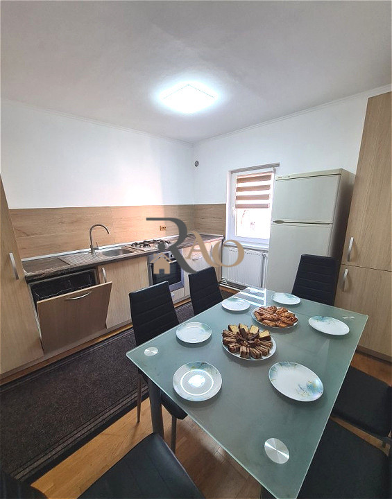 Prima inchiriere, 3 camere, 70mp, parcare, beci, zona Piata Marasti!
