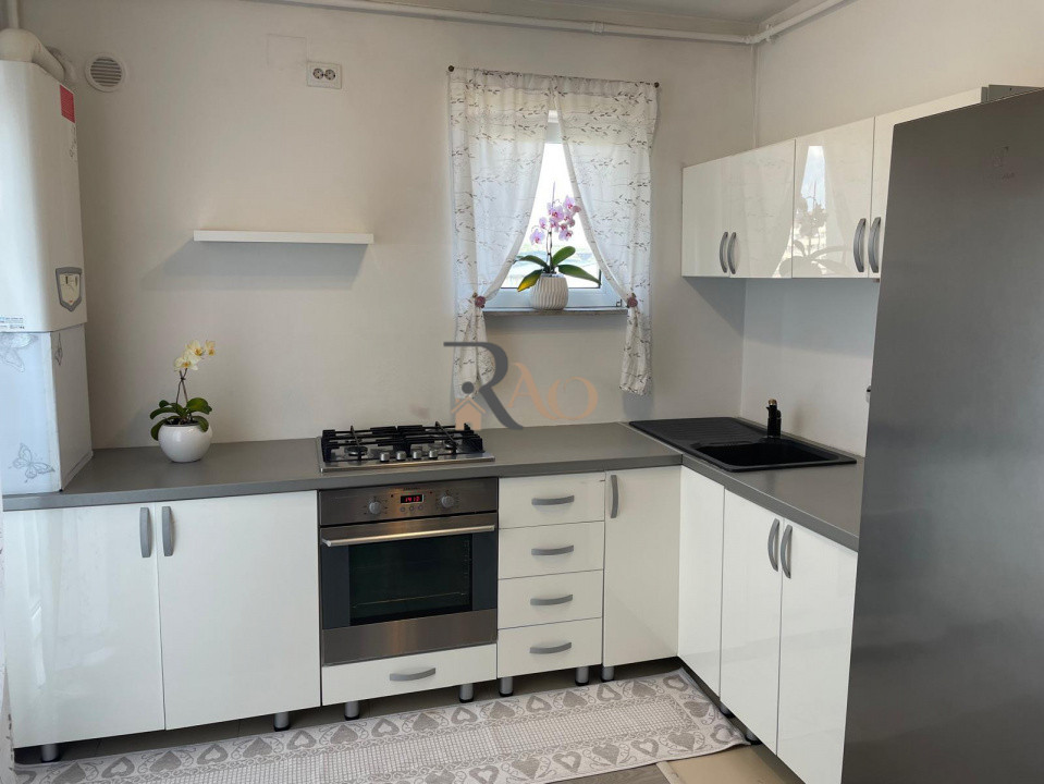 Apartament 3 camere, 82mp, terasa, parcare, zona Marasti!