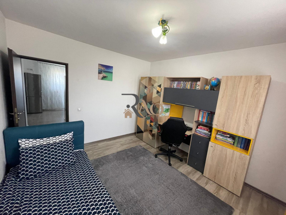 Apartament 3 camere, 82mp, terasa, parcare, zona Marasti!