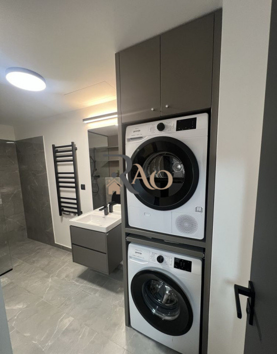 Apartament superb, 2 camere, terase, garaj, zona Parcul Feroviarilor!
