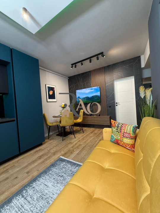 Apartament NOU, LUX, 3 camere, terasa, garaj, zona Terra!