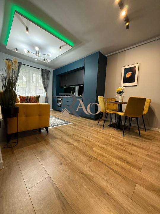 Apartament NOU, LUX, 3 camere, terasa, garaj, zona Terra!