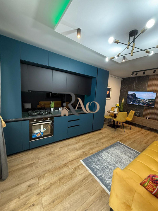 Apartament NOU, LUX, 3 camere, terasa, garaj, zona Terra!