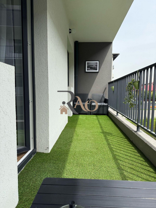 Apartament NOU, LUX, 3 camere, terasa, garaj, zona Terra!
