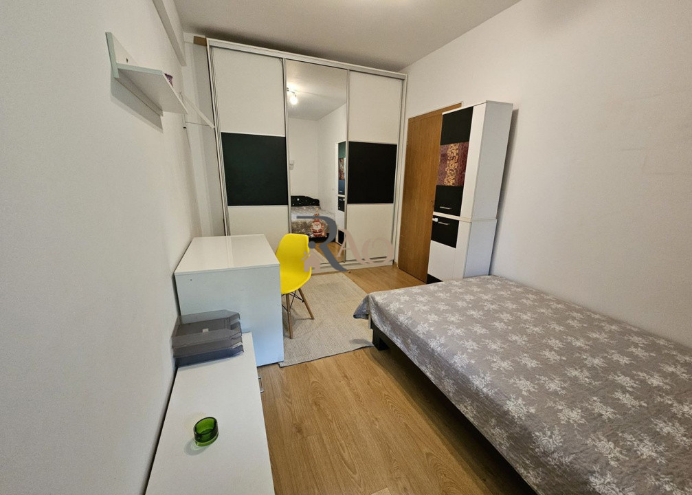 Apartament cu 3 camere, terasa, parcare, zona Edgar Quinet-Manastur!
