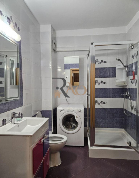 Apartament cu 3 camere, terasa, parcare, zona Edgar Quinet-Manastur!
