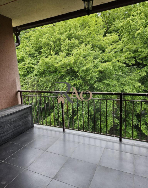 Apartament cu 3 camere, terasa, parcare, zona Edgar Quinet-Manastur!
