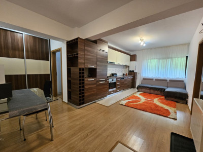 Apartament cu 3 camere, terasa, parcare, zona Edgar Quinet-Manastur!