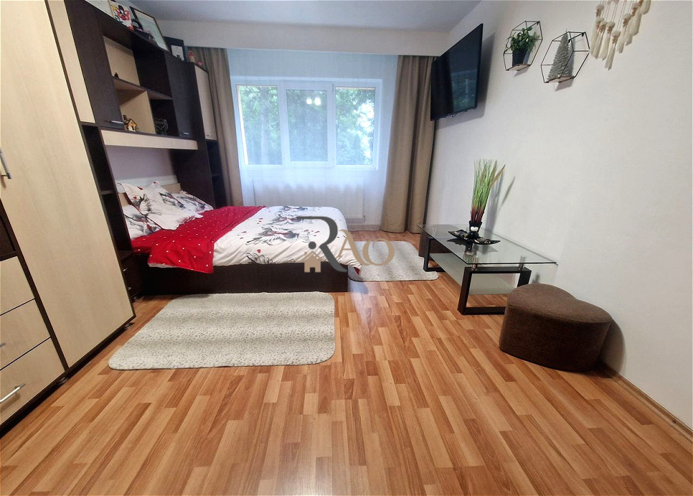 Apartament cu 2 camere, 53mp, balcon inchis, 2 boxe la subsol, zona Intre Lacuri