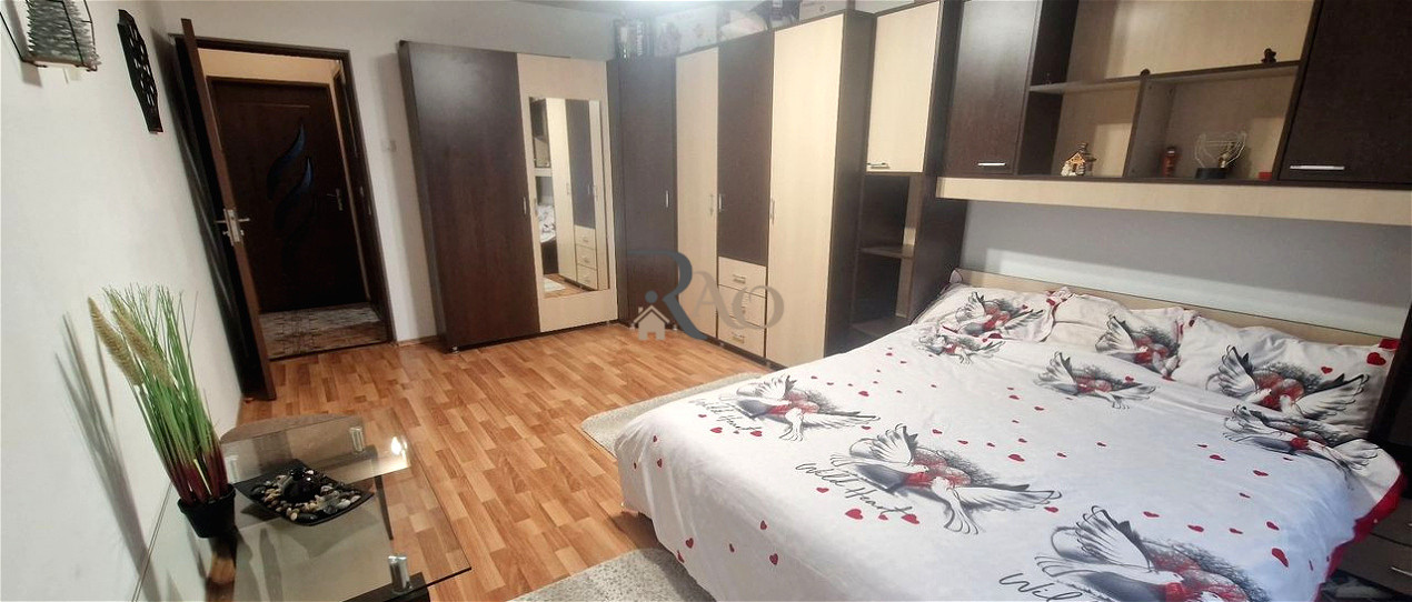 Apartament cu 2 camere, 53mp, balcon inchis, 2 boxe la subsol, zona Intre Lacuri