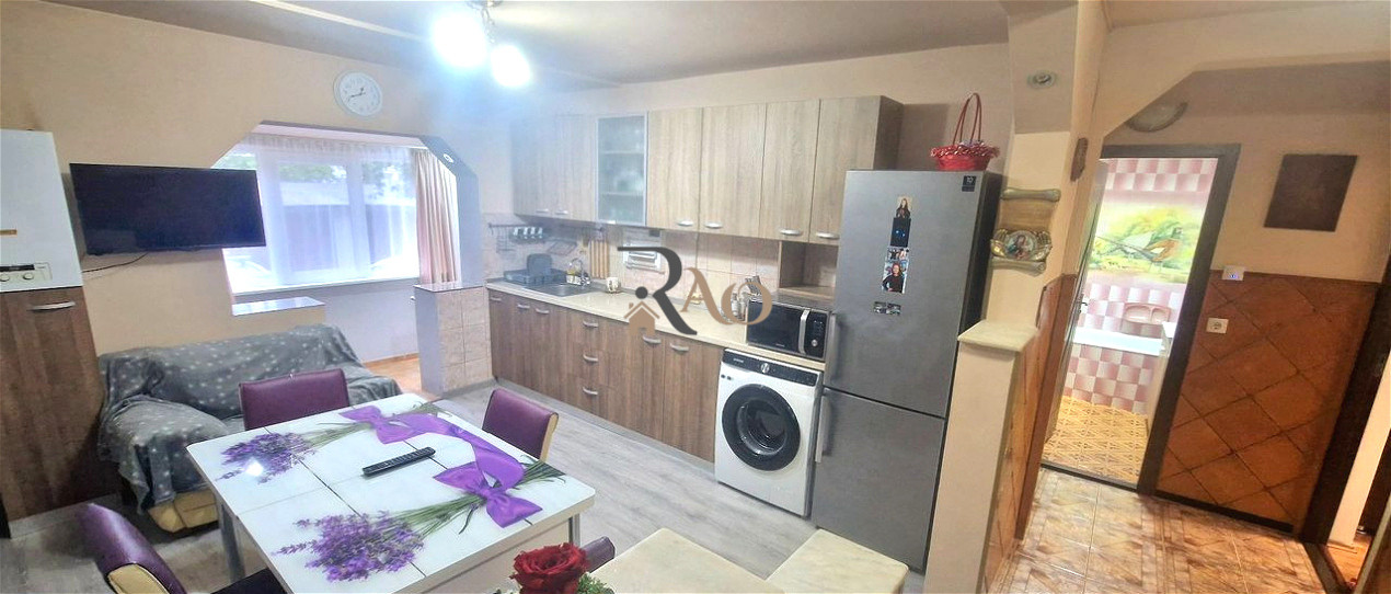 Apartament cu 2 camere, 53mp, balcon inchis, 2 boxe la subsol, zona Intre Lacuri