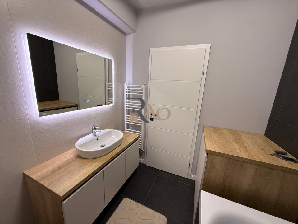 OPORTUNITATE! Apartament superb, NOU, 2 camere, balcon, zona Terra!