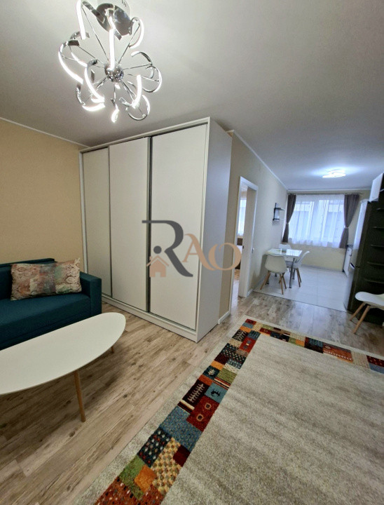 Apartament cochet, 2 camere, parcare, zona Vivo!