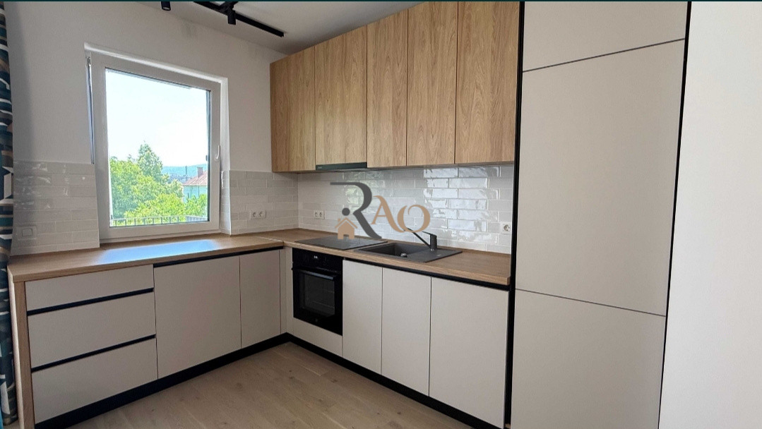 Ap de LUX,PRIMA INCHIRIERE,2 camere,garaj, zona Record Park 