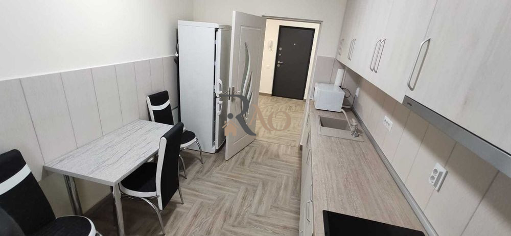 Apartament cu 2 camere, cochet, garaj, zona Calea Turzii-reprezentanta Audi!