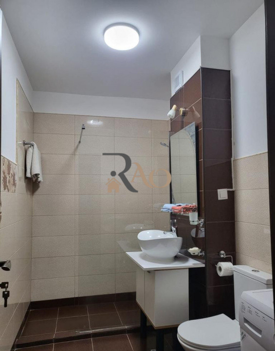 Apartament cochet, 2 camere, parcare subterana, A.C, zona Golden Tulip-Zorilor!