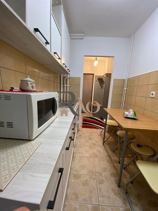 Apartament 2 camere decomandate, zona Mehedinti-Manastur!