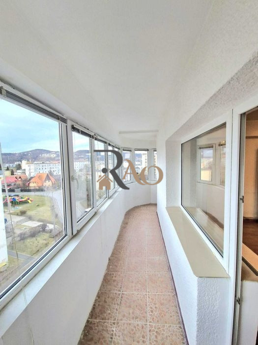 Apartament 2 camere decomandate, A.C, zona Plopilor!