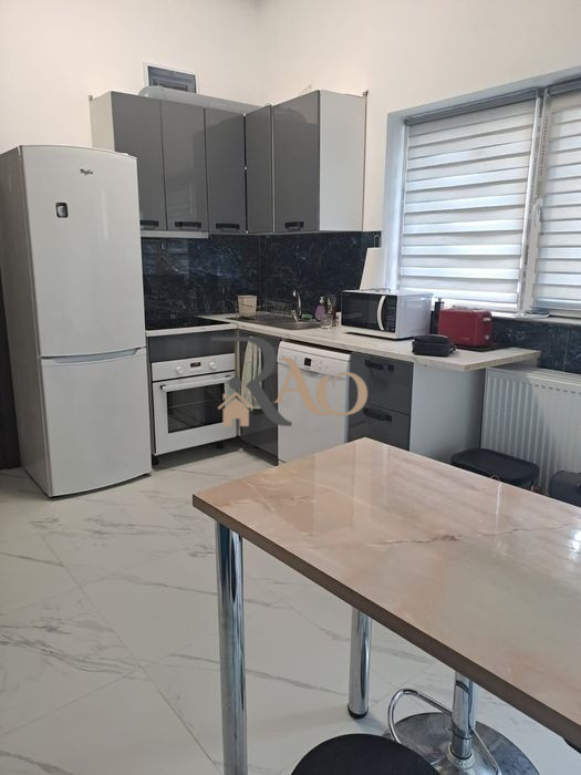 Apartament in casa, 2 camere, zona Parcul Feroviarilor!