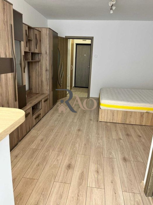 Garsoniera cocheta, 32mp, renovata, zona Detunata!