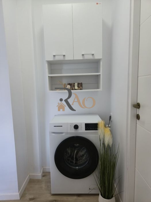 COCHET| PRIMA INCHIRIERE| 2 camere| 52mp| Zona Iulius Mall!