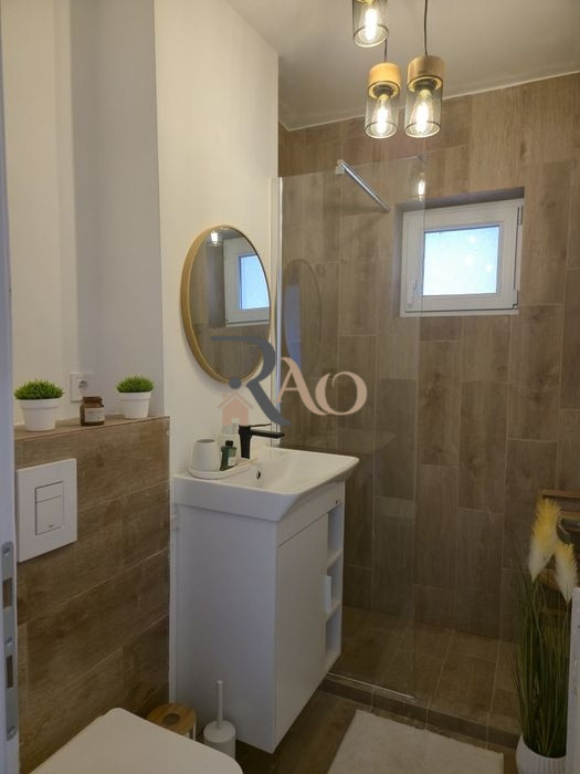 COCHET| PRIMA INCHIRIERE| 2 camere| 52mp| Zona Iulius Mall!
