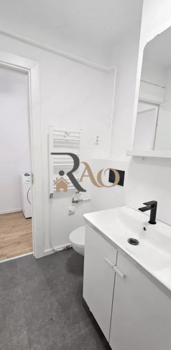 Garsoniera complet refacuta - geamuri tripan, incalzire in pardoseala - Manastur