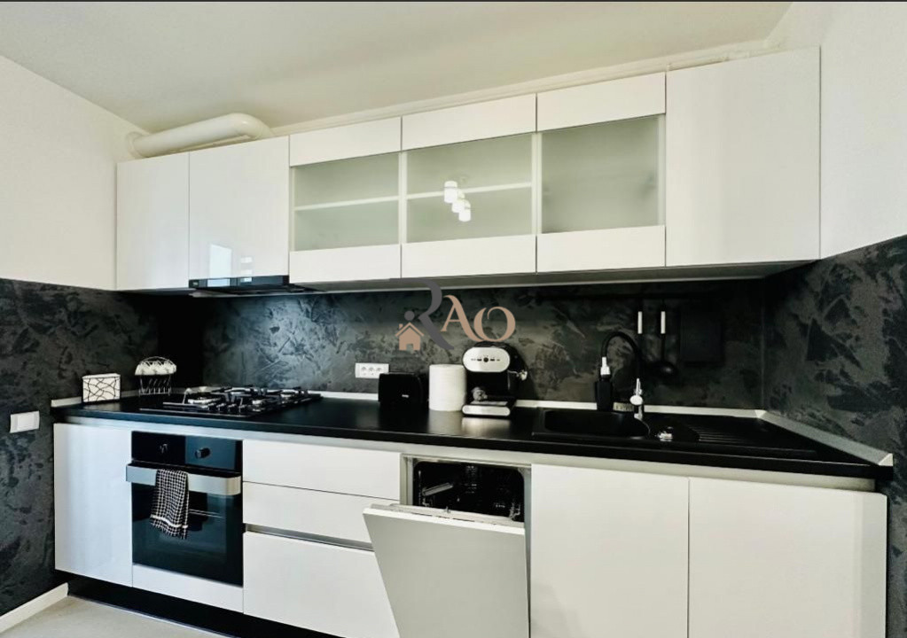 OPORTUNITATE! Ap cochet| 2 dormitoare|balcon| zona Manastur!