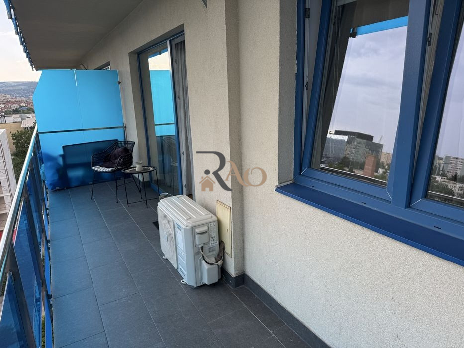 Apartament modern, 2 camere, terasa, A.C, Viva City!