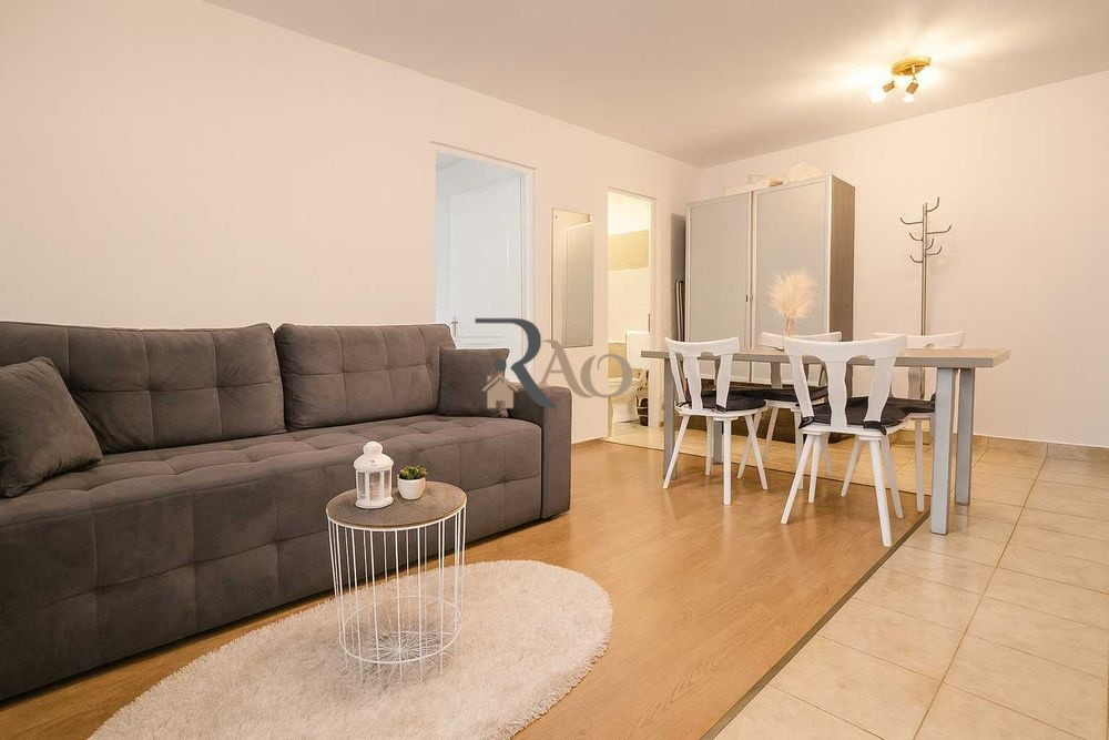 Apartament cochet, 2 camere, 54mp, zona Intre Lacuri!