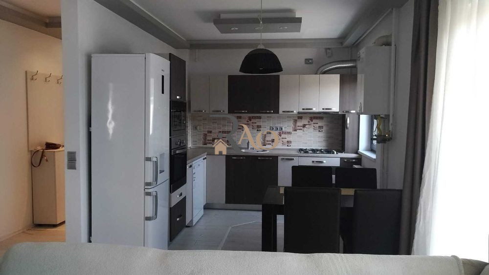 Apartament spatios, 2 camere, 64mp, garaj, zona Calea Turzii!