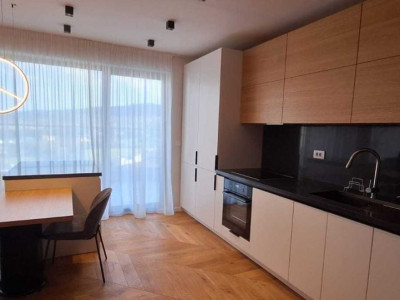 Rafinament și Lumină – Apartament de Lux pe Două Etaje, cu Terasă, în Buna Ziua!