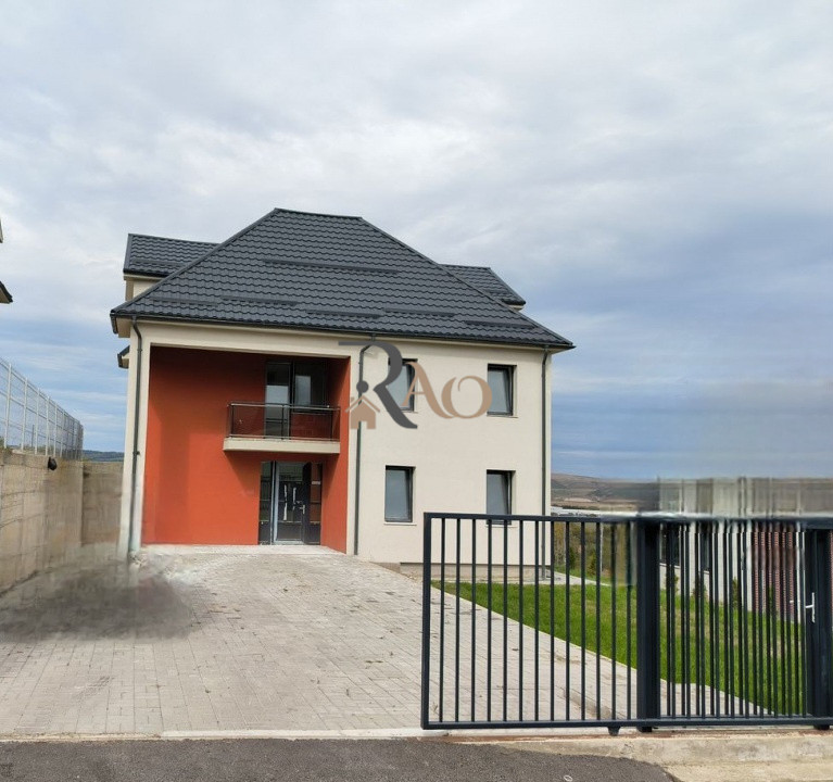 Casă individuală în Dezmir, 172 mp utili, 440 teren