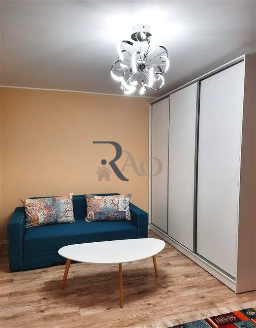 Apartament cochet, 2 camere, parcare, zona Vivo!