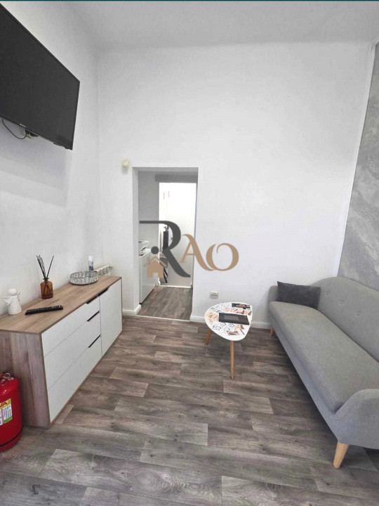 Spațiu comercial de închiriat, 60mp, ideal salon cosmetică, zona Centrală!