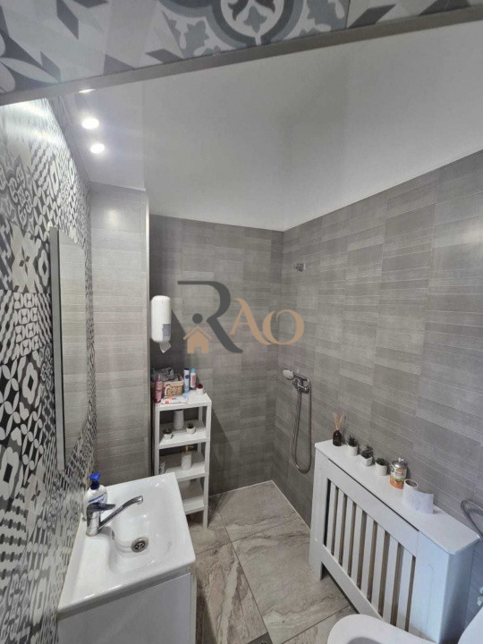 Spațiu comercial de închiriat, 60mp, ideal salon cosmetică, zona Centrală!