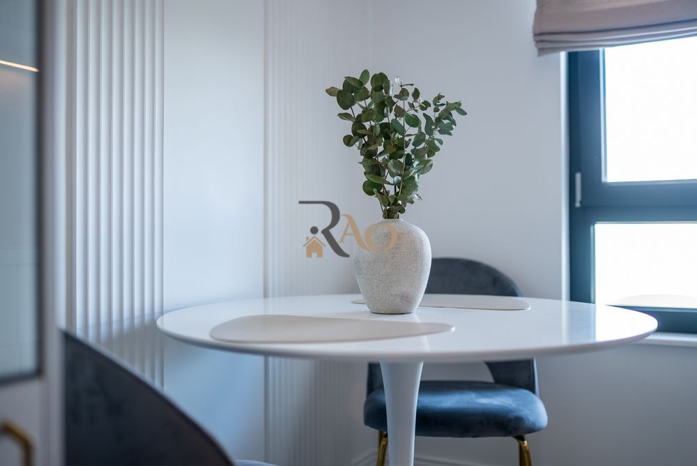 Apartament LUX – Prima închiriere | 2 camere | Iulius Mall | Lake View | Parcare