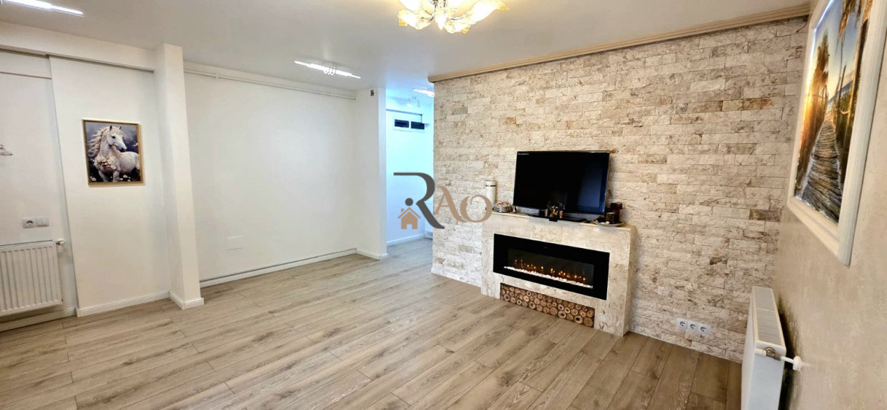 ✨Apartament deosebit, 2 camere cu garaj și boxă, zona Zorilor-Golden Tulip!✨