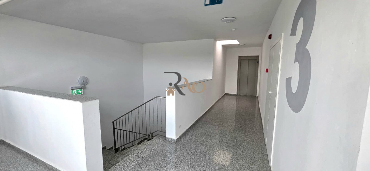 ✨Apartament deosebit, 2 camere cu garaj și boxă, zona Zorilor-Golden Tulip!✨